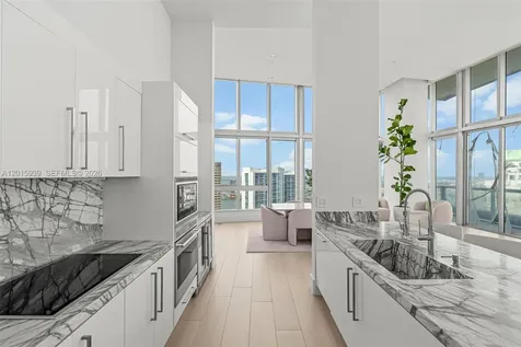 465 Brickell Avenue Miami FL 33131