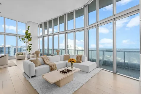 465 Brickell Avenue Miami FL 33131