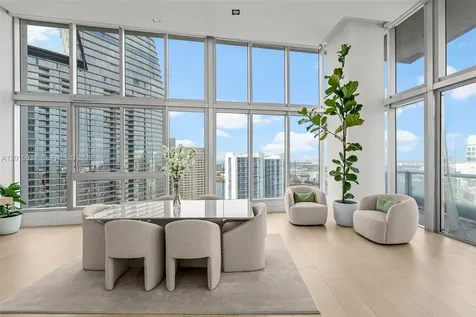 465 Brickell Avenue Miami FL 33131