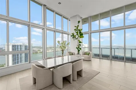 465 Brickell Avenue Miami FL 33131