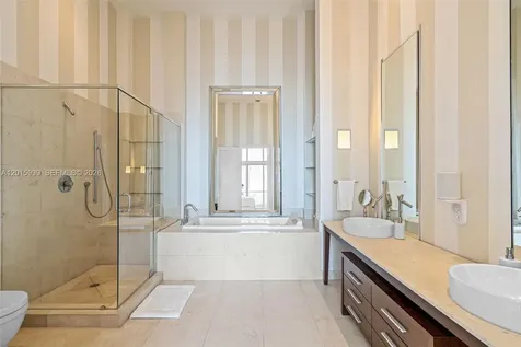 465 Brickell Avenue Miami FL 33131
