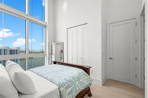 465 Brickell Avenue Miami FL 33131