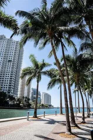 465 Brickell Avenue Miami FL 33131