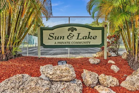 8911 NW 28th Drive Coral Springs FL 33065