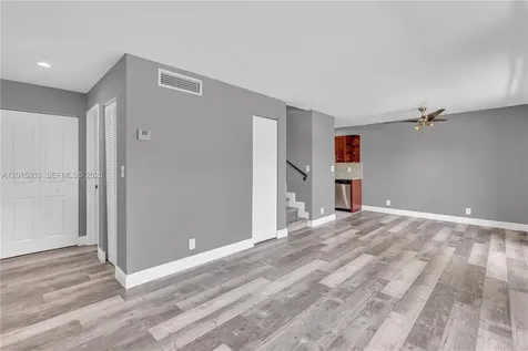 8911 NW 28th Drive Coral Springs FL 33065
