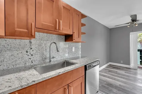 8911 NW 28th Drive Coral Springs FL 33065
