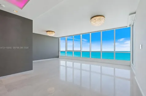 100 S Pointe Drive Miami Beach FL 33139