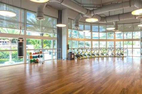 100 S Pointe Drive Miami Beach FL 33139