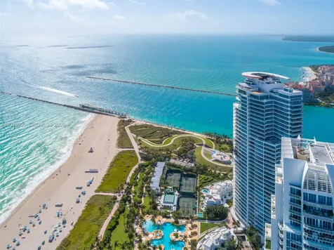 100 S Pointe Drive Miami Beach FL 33139