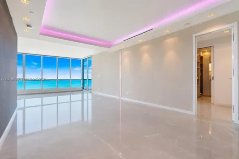 100 S Pointe Drive Miami Beach FL 33139