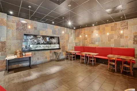 Established Full-service Restaurant For Sale Prime North Miami Beach FL 33160