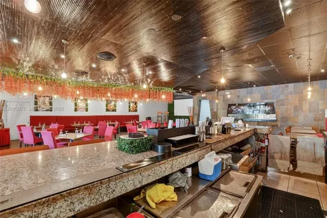 Established Full-service Restaurant For Sale Prime North Miami Beach FL 33160