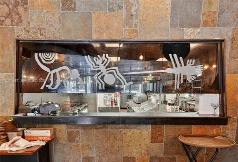 Established Full-service Restaurant For Sale Prime North Miami Beach FL 33160