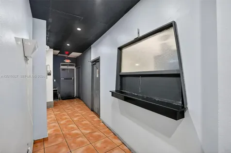 Established Full-service Restaurant For Sale Prime North Miami Beach FL 33160