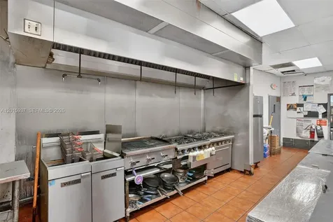 Established Full-service Restaurant For Sale Prime North Miami Beach FL 33160