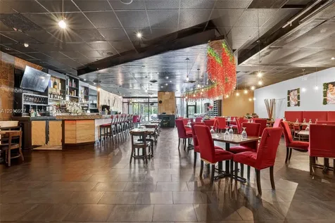 Established Full-service Restaurant For Sale Prime North Miami Beach FL 33160