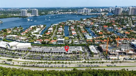 Established Full-service Restaurant For Sale Prime North Miami Beach FL 33160