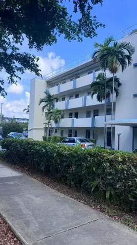 1701 NE 191st Street Miami FL 33179