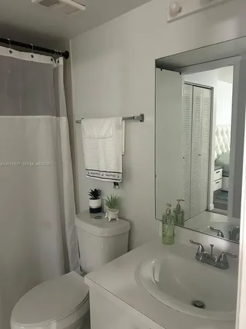 8660 SW 212th Street Cutler Bay FL 33189