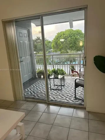 8660 SW 212th Street Cutler Bay FL 33189