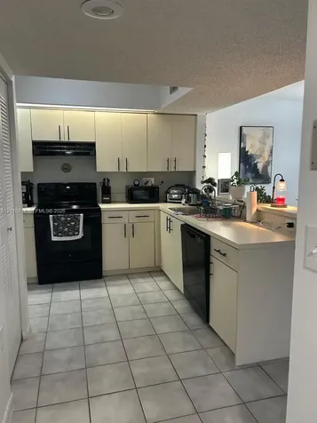 8660 SW 212th Street Cutler Bay FL 33189