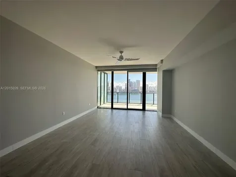 5000 Island Estates Drive Aventura FL 33160