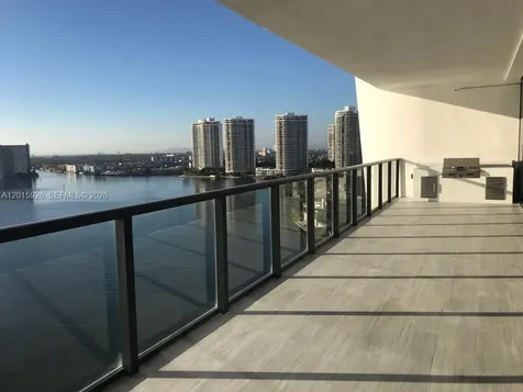 5000 Island Estates Drive Aventura FL 33160