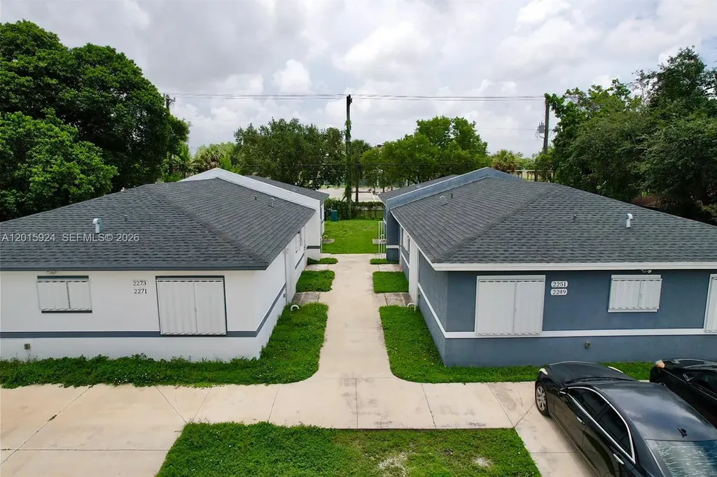 2249 NW 66th Street Miami FL 33147