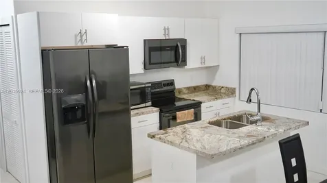 2249 NW 66th Street Miami FL 33147