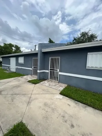 2249 NW 66th Street Miami FL 33147