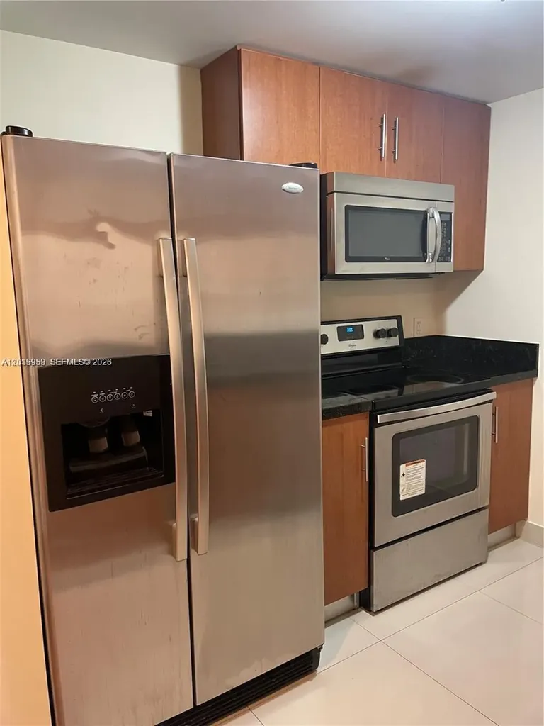 601 NE 23rd Street Miami FL 33137