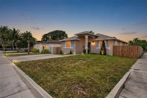 200 SW 2nd Avenue Hallandale Beach FL 33009