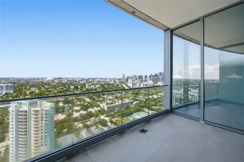 175 SE 25th Road Miami FL 33129