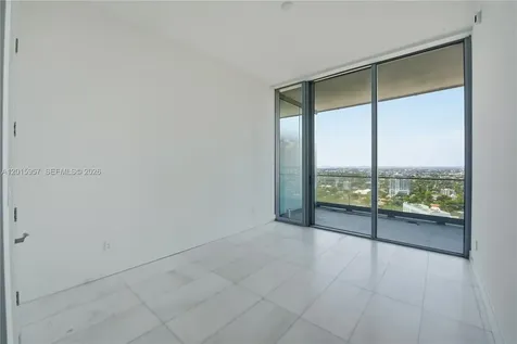 175 SE 25th Road Miami FL 33129
