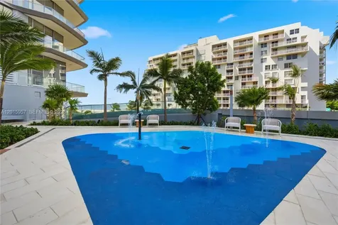 175 SE 25th Road Miami FL 33129