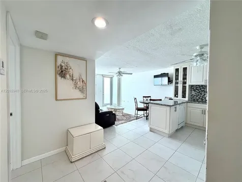 7135 Collins Avenue Miami Beach FL 33141