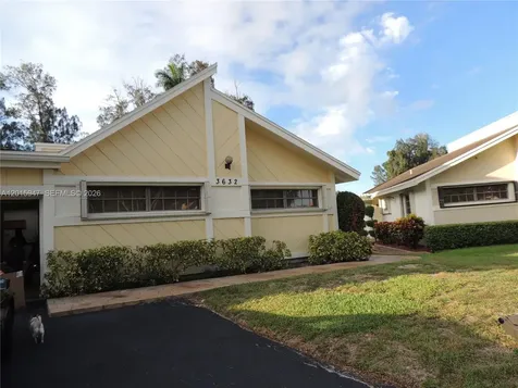 3632 E Forge Road Davie FL 33328