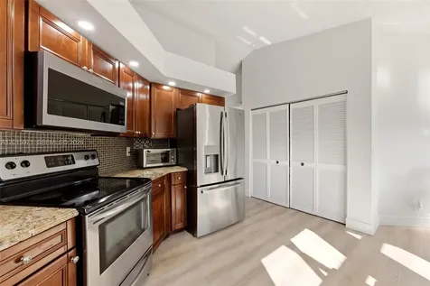 3861 NW 20th Street Coconut Creek FL 33066