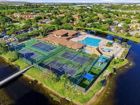 3861 NW 20th Street Coconut Creek FL 33066