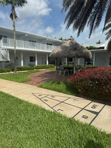 4228 N Ocean Drive Lauderdale By The Sea FL 33308
