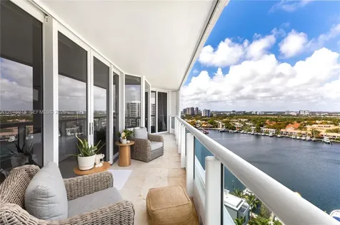 21055 Yacht Club Drive Aventura FL 33180
