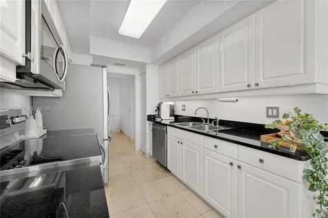 21055 Yacht Club Drive Aventura FL 33180