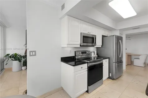 21055 Yacht Club Drive Aventura FL 33180