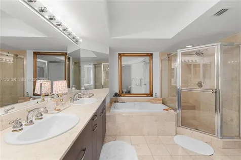 21055 Yacht Club Drive Aventura FL 33180