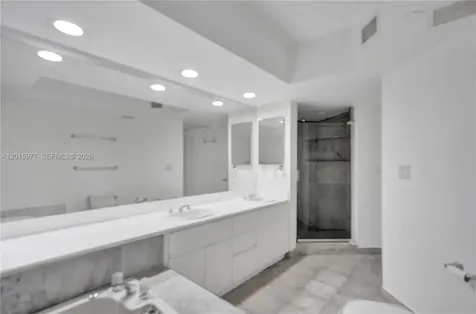 16425 Collins Avenue Sunny Isles Beach FL 33160