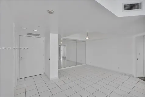 16425 Collins Avenue Sunny Isles Beach FL 33160