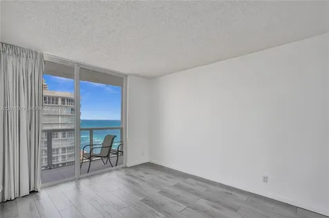 16425 Collins Avenue Sunny Isles Beach FL 33160