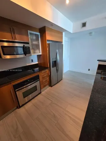 325 S Biscayne Boulevard Miami FL 33131