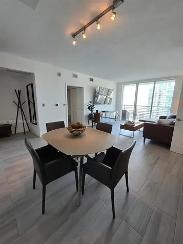 325 S Biscayne Boulevard Miami FL 33131