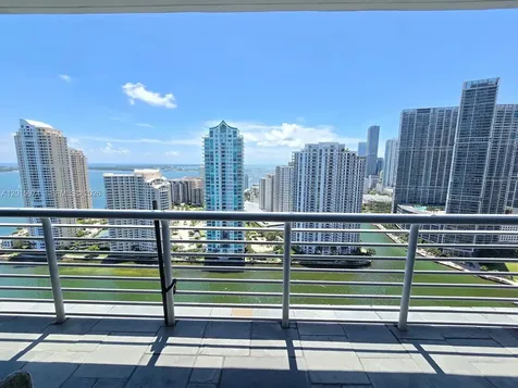 325 S Biscayne Boulevard Miami FL 33131